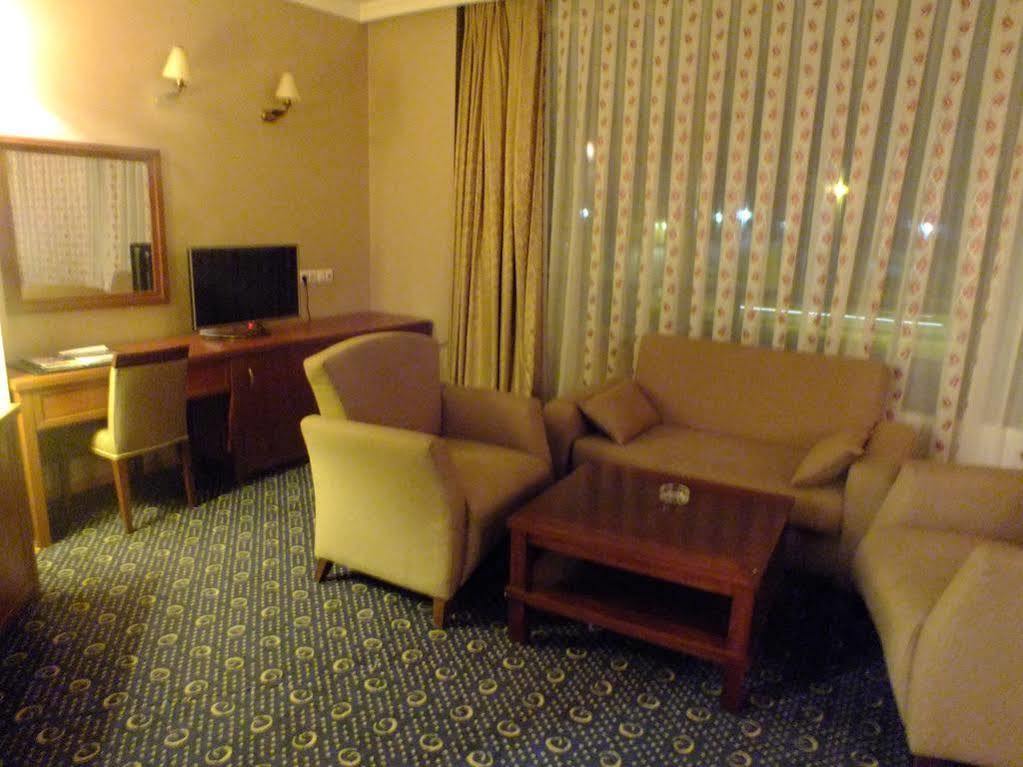 Kndf Marine Hotel Istambul Extérieur photo